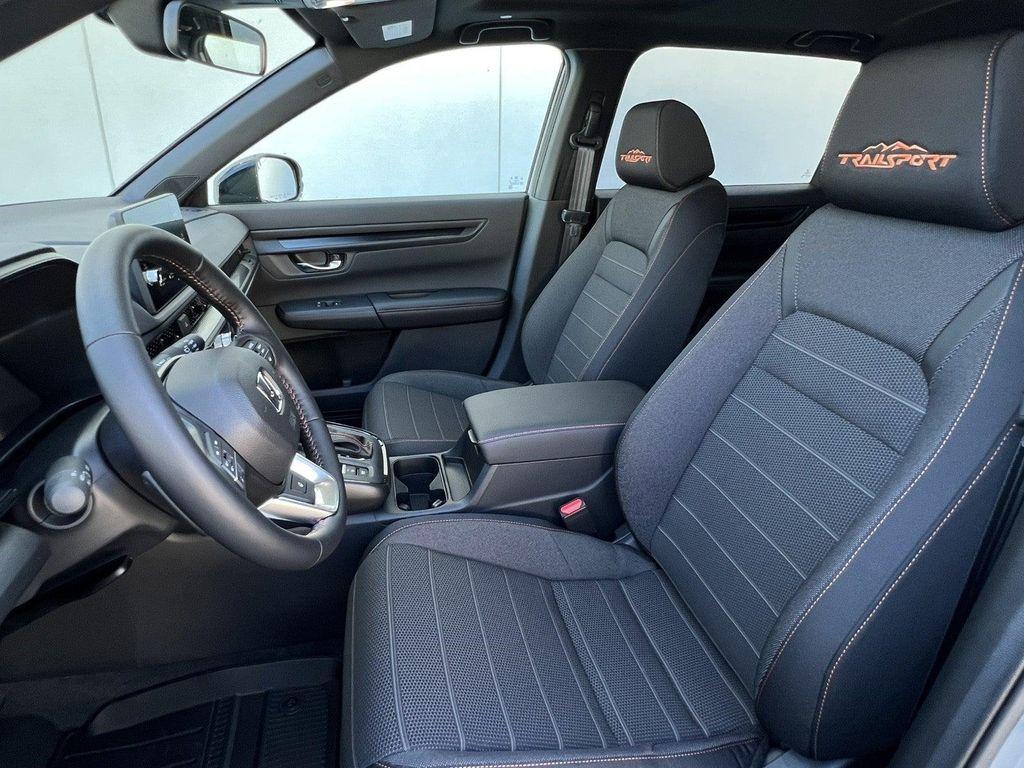 new 2026 Honda CR-V Hybrid car, priced at $39,105