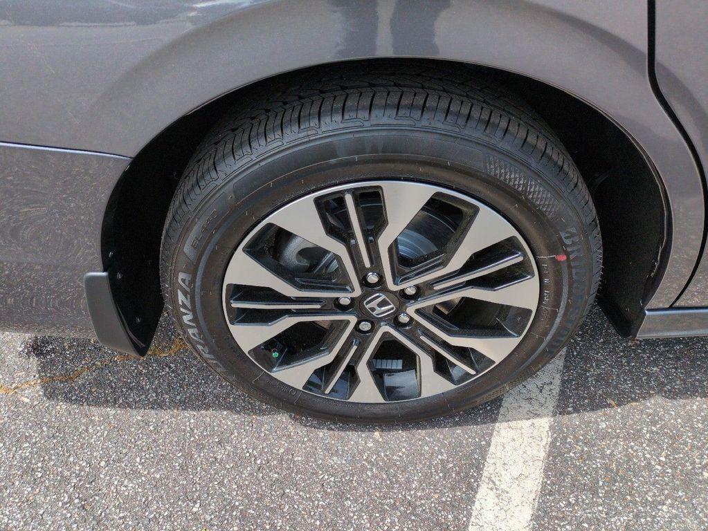 new 2026 Honda Odyssey car, priced at $52,135