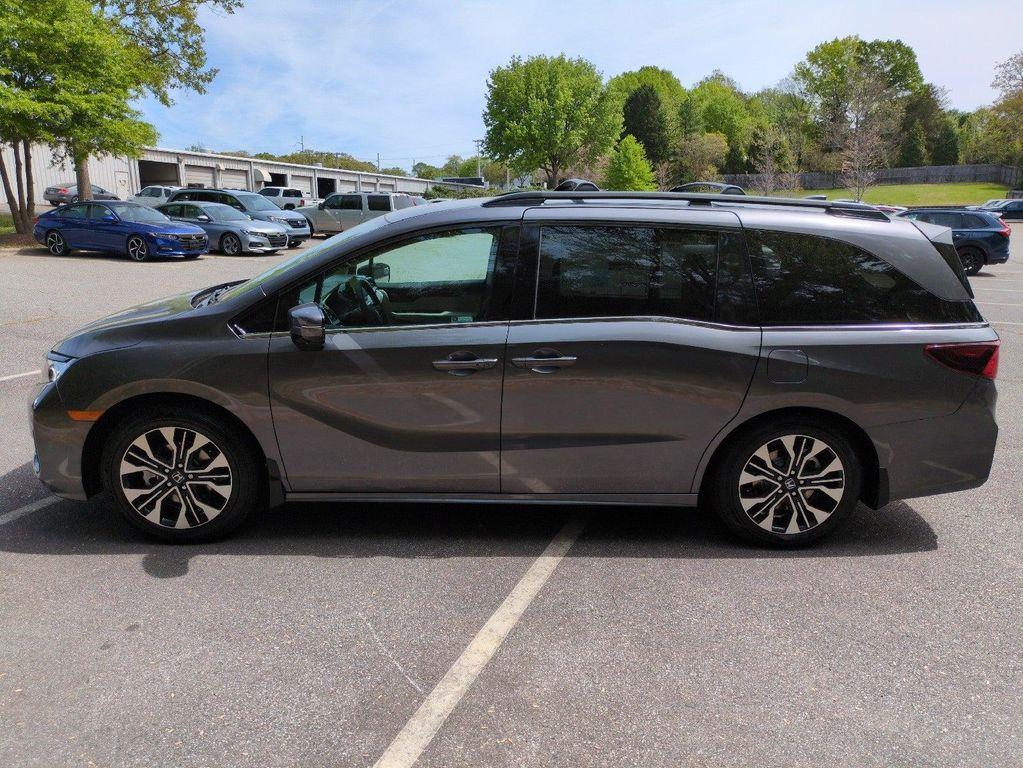 new 2026 Honda Odyssey car, priced at $52,135