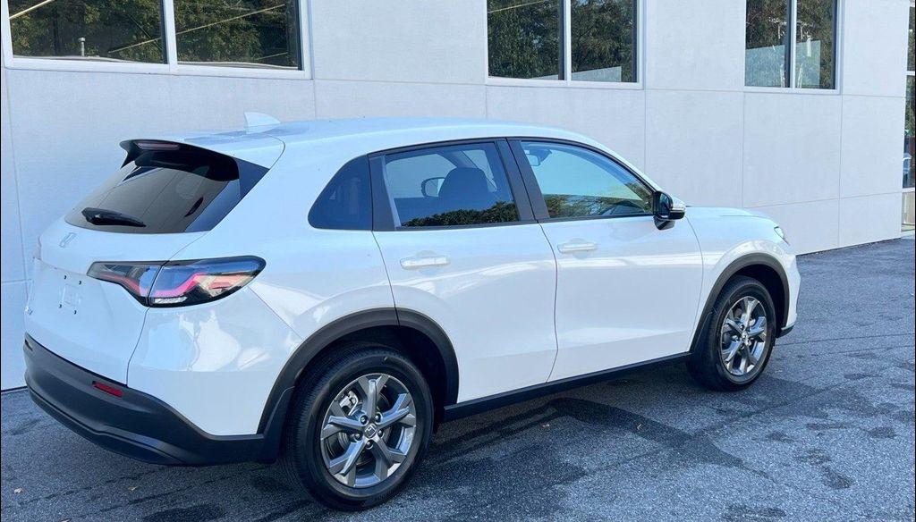 new 2026 Honda HR-V car, priced at $27,355