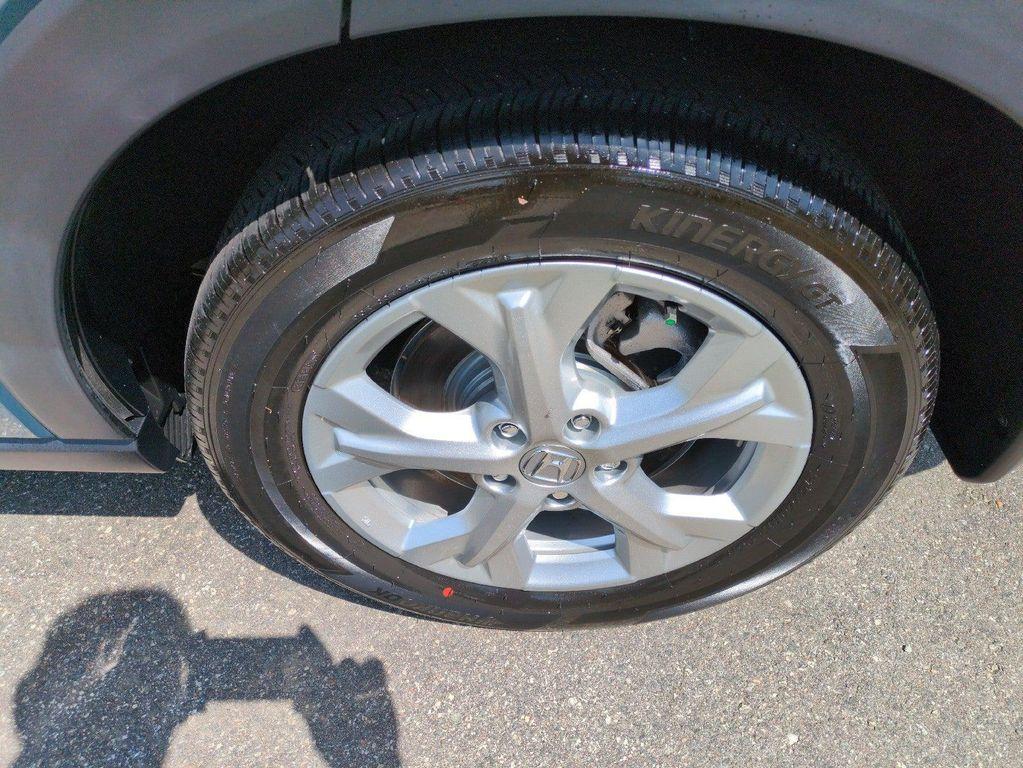 used 2025 Honda HR-V car, priced at $25,999