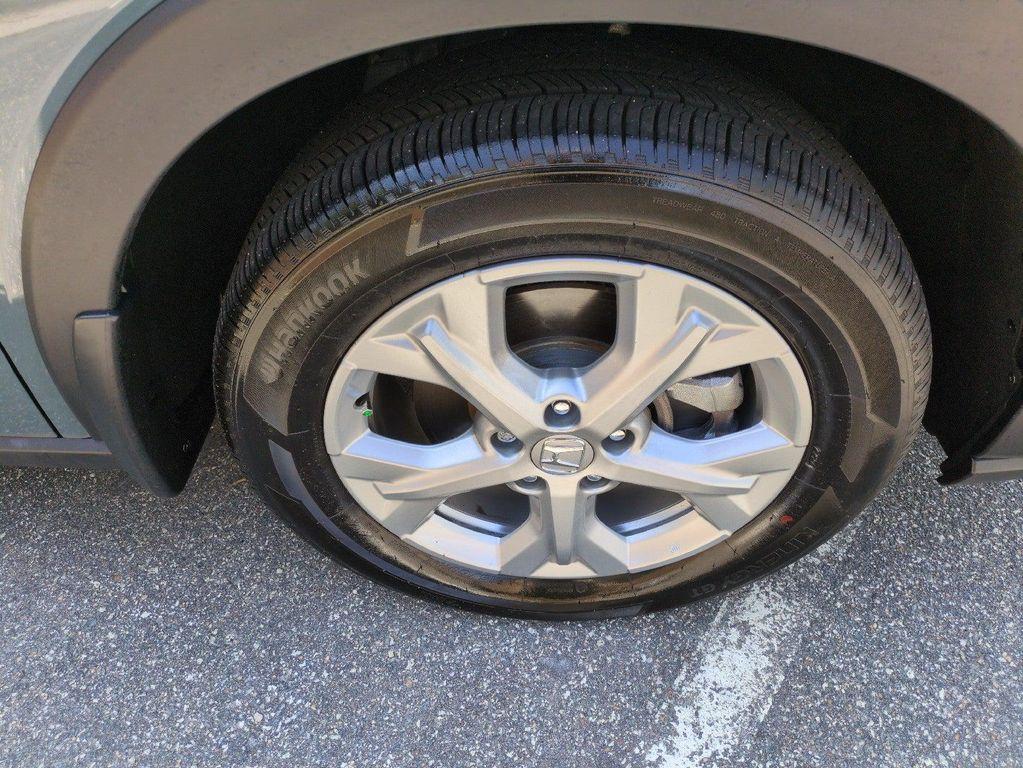 used 2025 Honda HR-V car, priced at $25,999