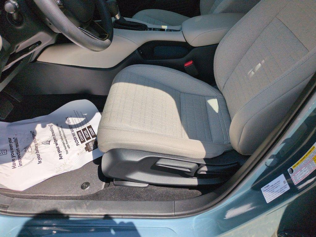 used 2025 Honda HR-V car, priced at $25,999