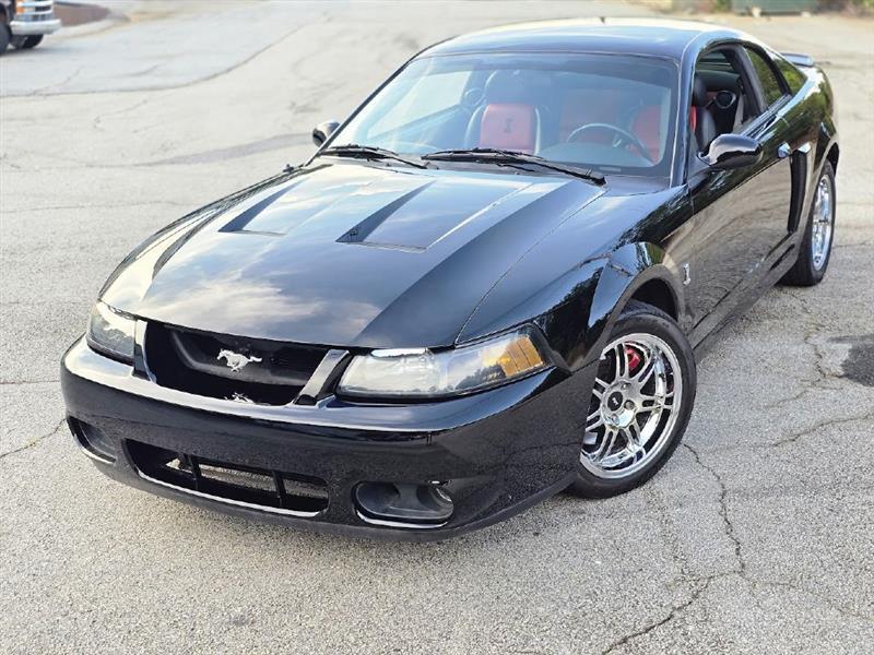 used 2003 Ford Mustang car
