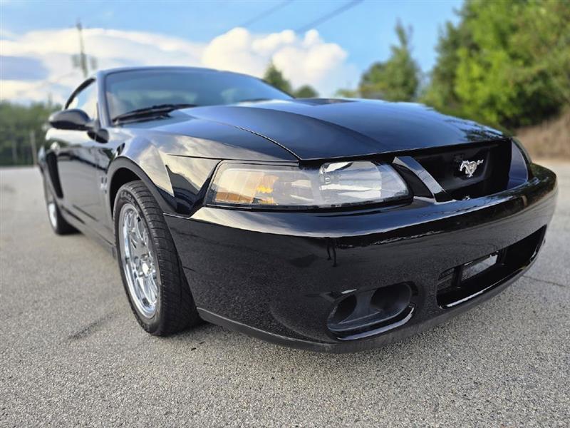 used 2003 Ford Mustang car