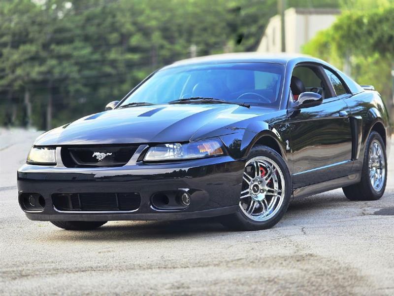 used 2003 Ford Mustang car