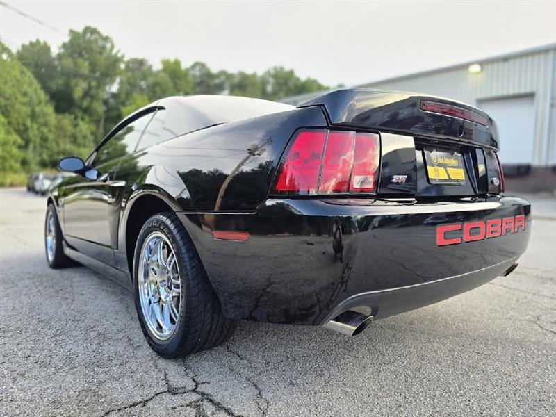 used 2003 Ford Mustang car