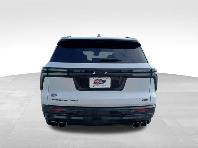 used 2024 Chevrolet Traverse car, priced at $49,800