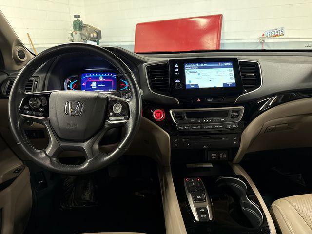 used 2020 Honda Pilot car, priced at $25,600