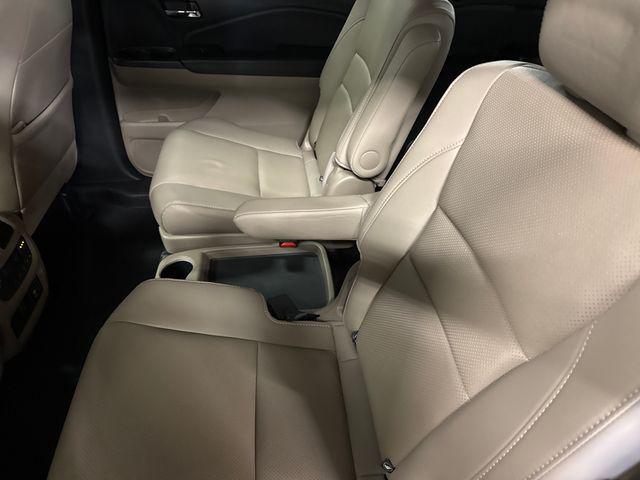 used 2020 Honda Pilot car, priced at $25,600