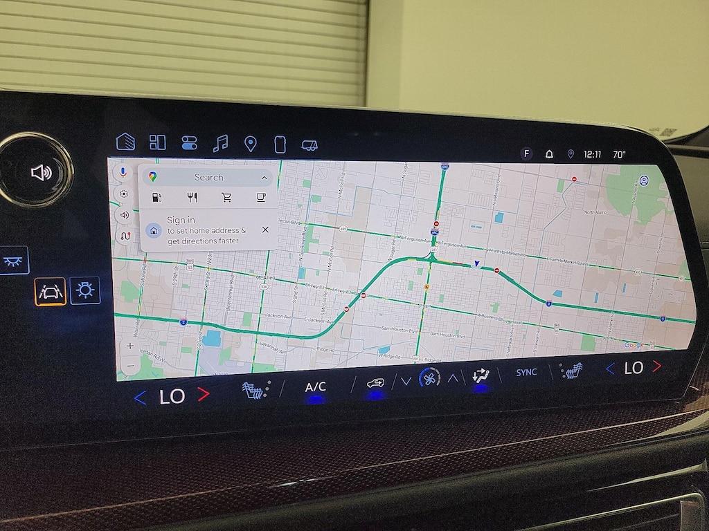 used 2025 Chevrolet Traverse car, priced at $47,998