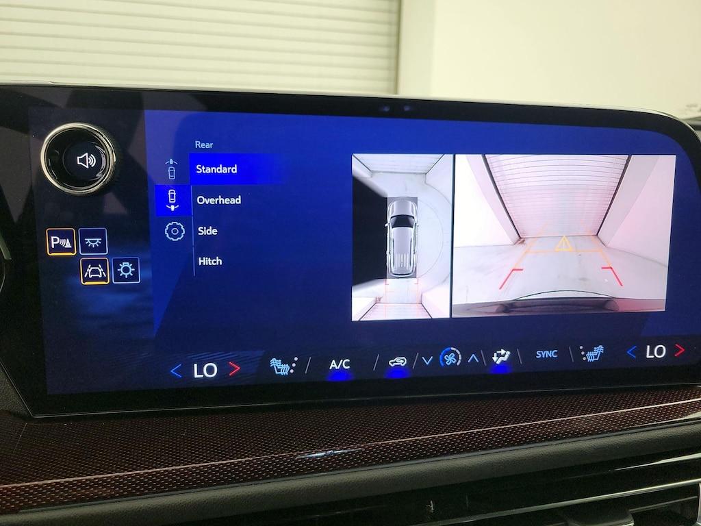 used 2025 Chevrolet Traverse car, priced at $47,998