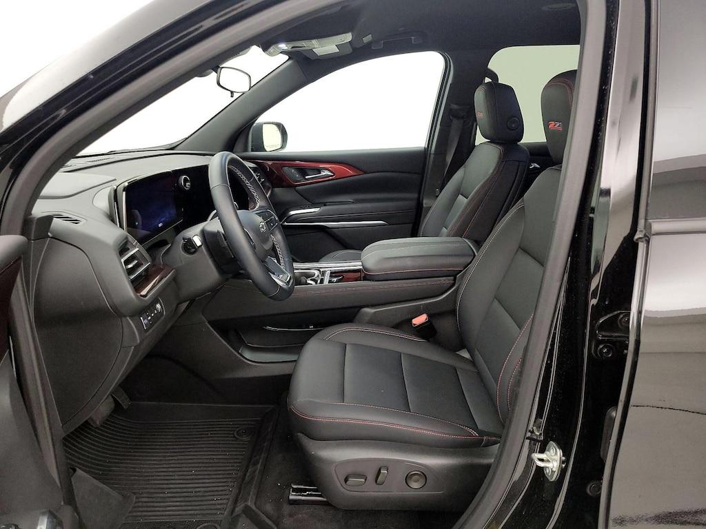 used 2025 Chevrolet Traverse car, priced at $47,998