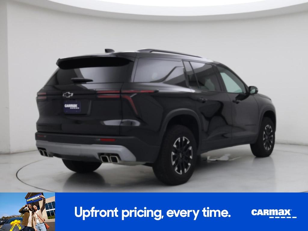 used 2025 Chevrolet Traverse car, priced at $47,998