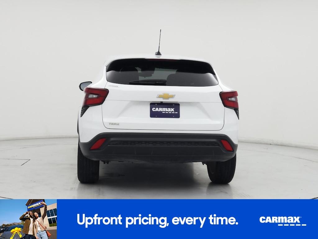 used 2025 Chevrolet Trax car, priced at $21,998