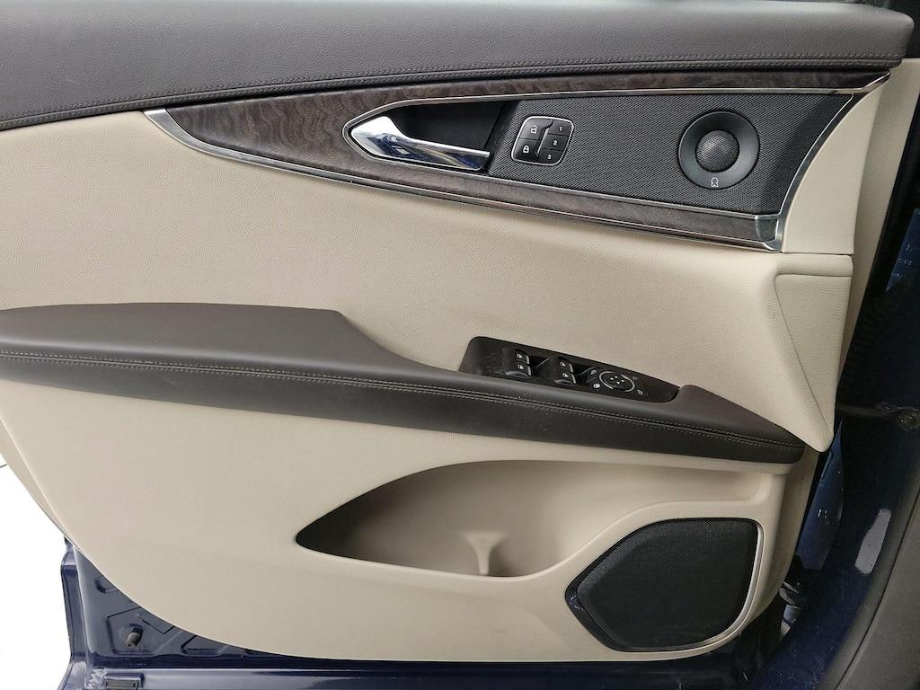 used 2020 Lincoln Nautilus car, priced at $23,998