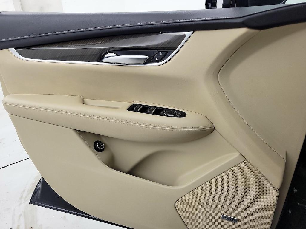 used 2019 Cadillac XT5 car, priced at $19,998