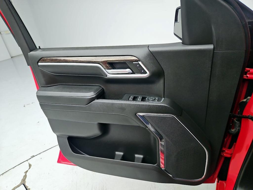 used 2024 GMC Sierra 1500 car, priced at $45,998