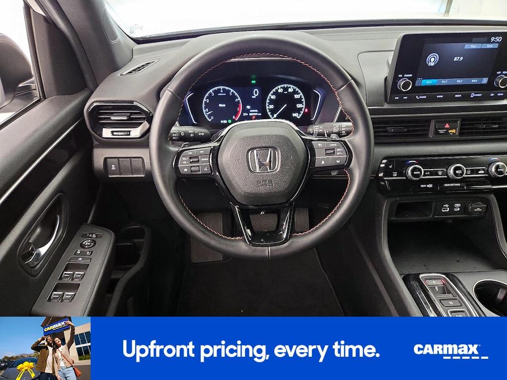 used 2025 Honda Pilot car, priced at $34,998