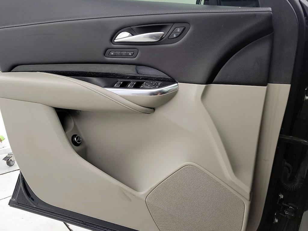 used 2021 Cadillac XT4 car, priced at $23,998