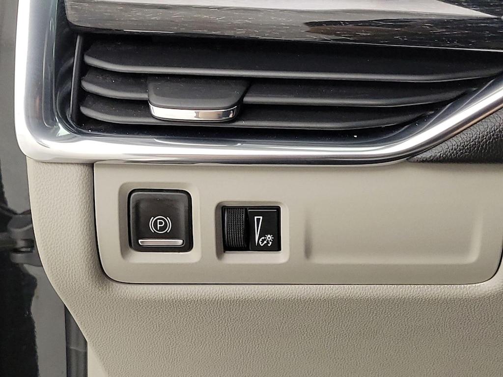 used 2021 Cadillac XT4 car, priced at $23,998