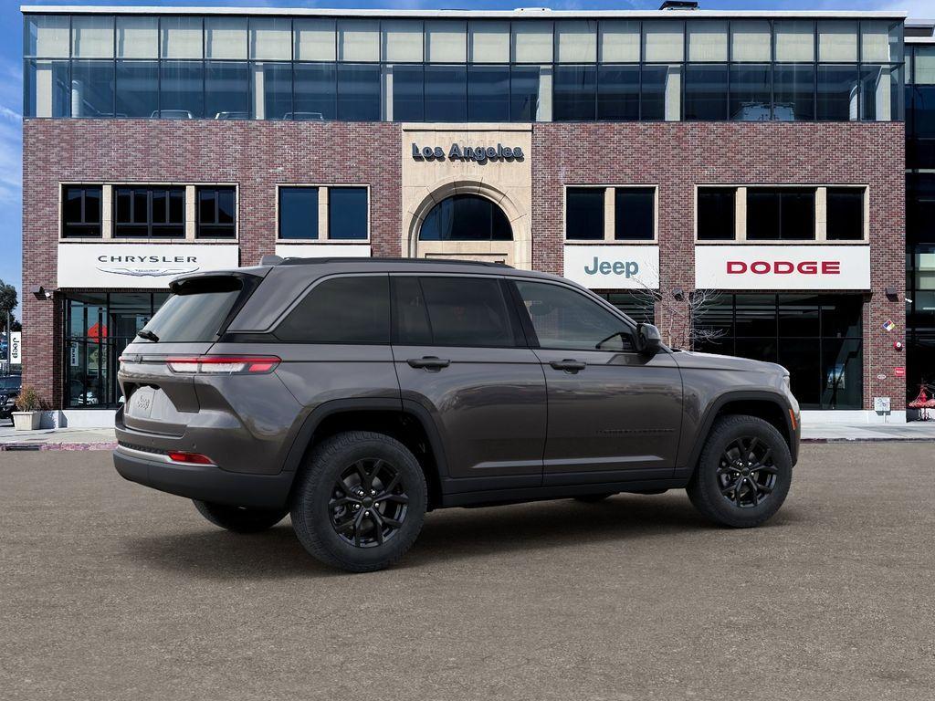 new 2026 Jeep Grand Cherokee car, priced at $43,260
