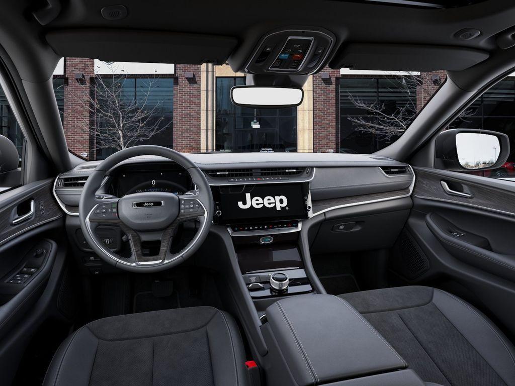 new 2026 Jeep Grand Cherokee car, priced at $43,260