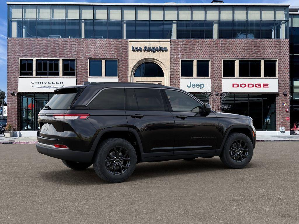 new 2026 Jeep Grand Cherokee car, priced at $44,755