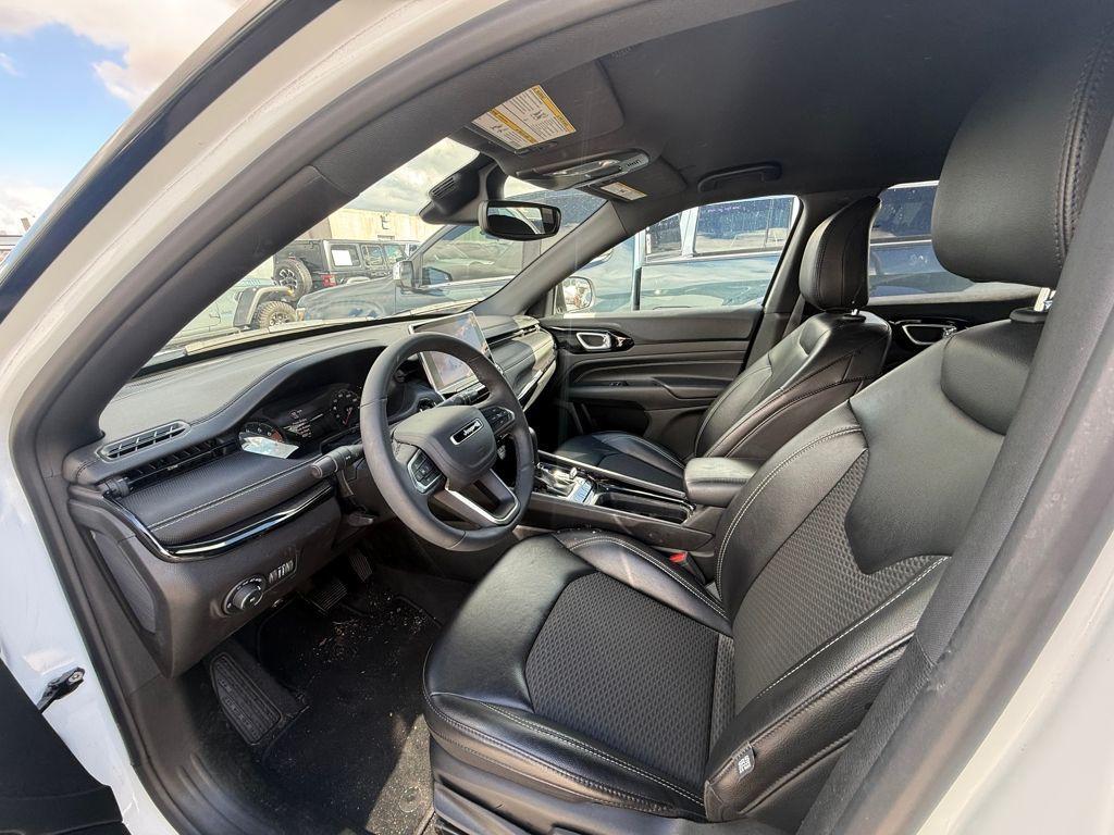 used 2023 Jeep Compass car, priced at $22,919