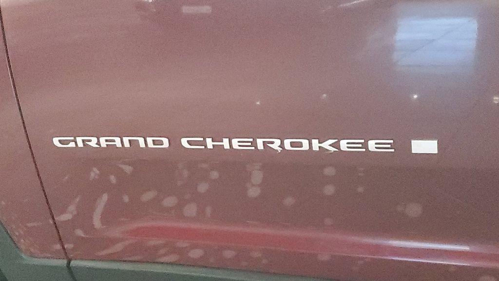 used 2025 Jeep Grand Cherokee L car, priced at $32,004