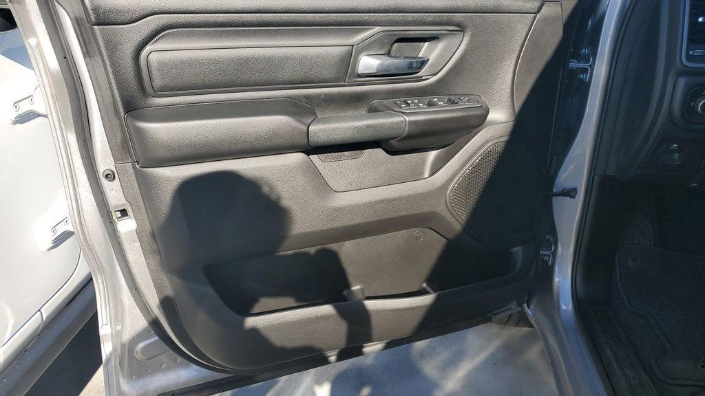 new 2025 Ram 1500 car