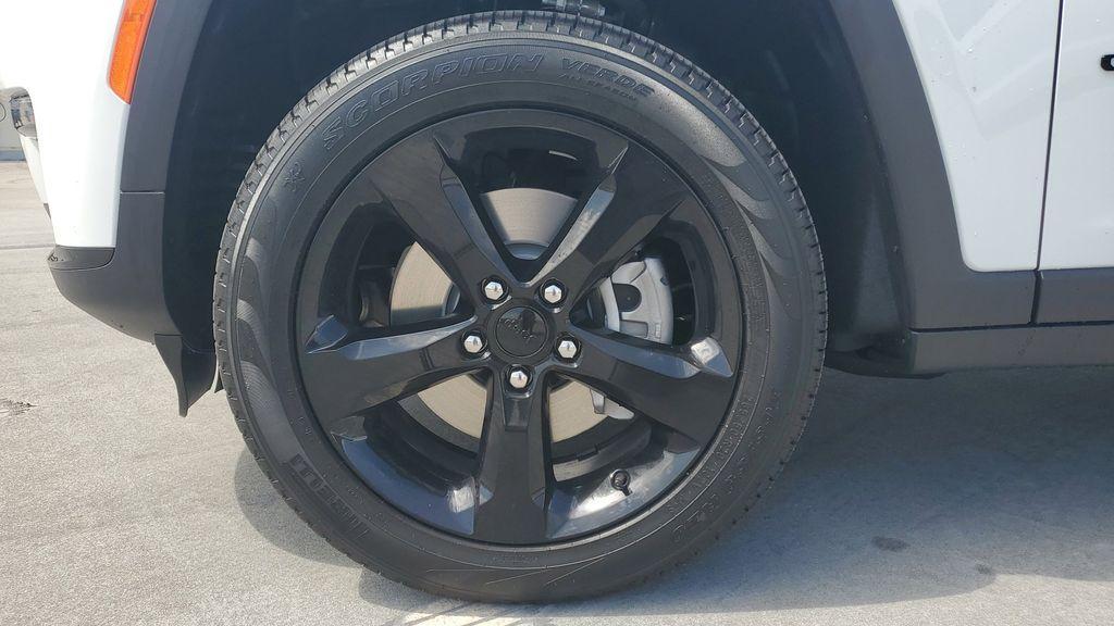 new 2025 Jeep Grand Cherokee L car, priced at $46,496