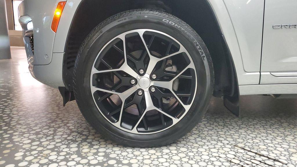 used 2022 Jeep Grand Cherokee 4xe car, priced at $32,919