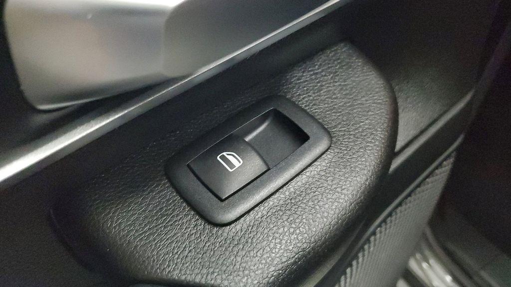 used 2022 Ram 1500 car, priced at $27,504