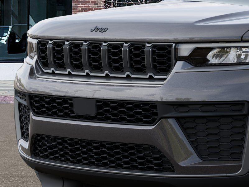 new 2026 Jeep Grand Cherokee car, priced at $45,260