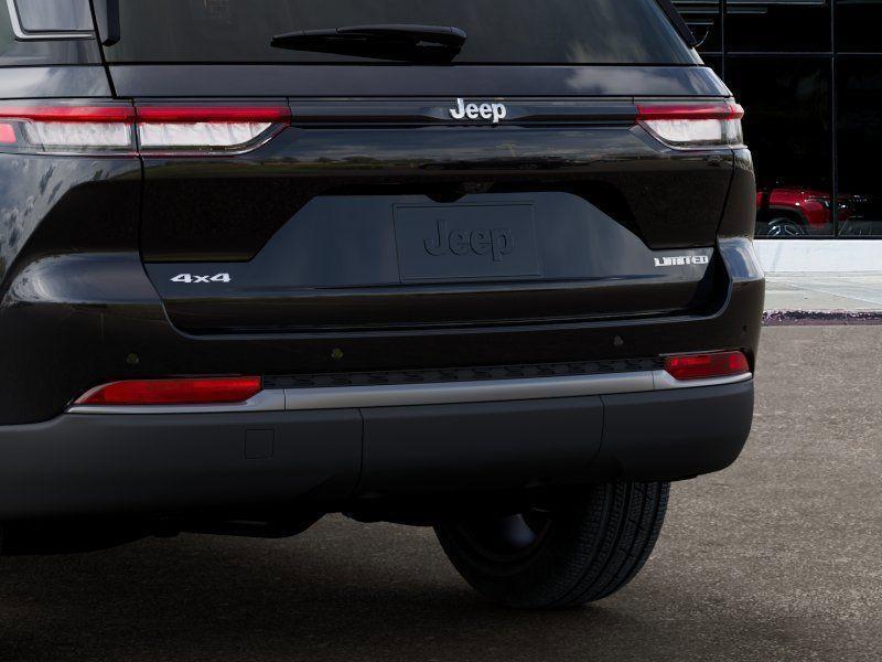 new 2026 Jeep Grand Cherokee car, priced at $46,810