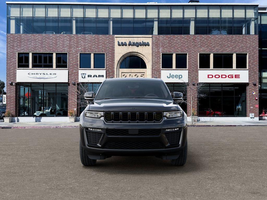 new 2026 Jeep Grand Cherokee car, priced at $46,810