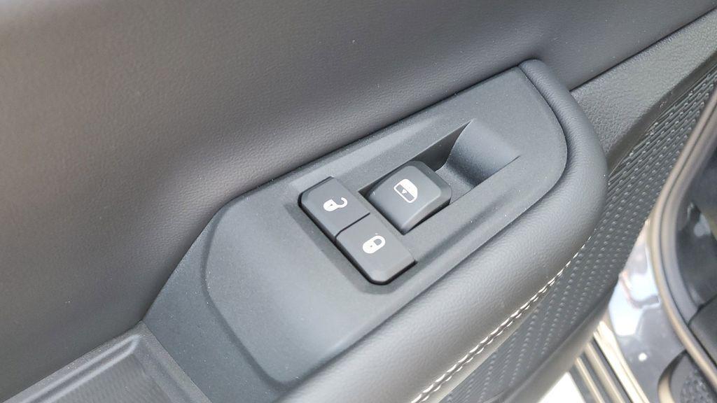 new 2025 Jeep Grand Cherokee L car, priced at $44,672