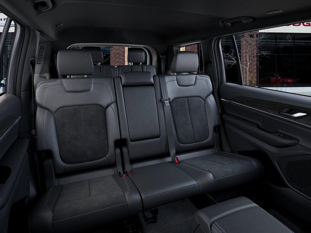 new 2026 Jeep Grand Cherokee L car, priced at $44,160