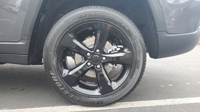 new 2025 Jeep Grand Cherokee car, priced at $42,712