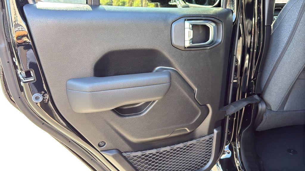 new 2026 Jeep Wrangler car, priced at $52,285