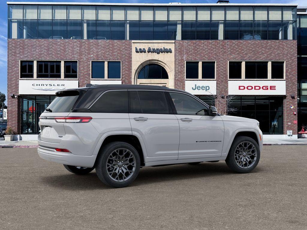 new 2026 Jeep Grand Cherokee car, priced at $61,400
