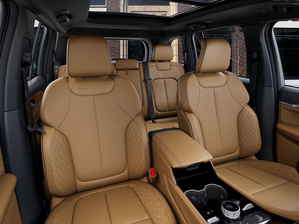 new 2026 Jeep Grand Cherokee car, priced at $61,400