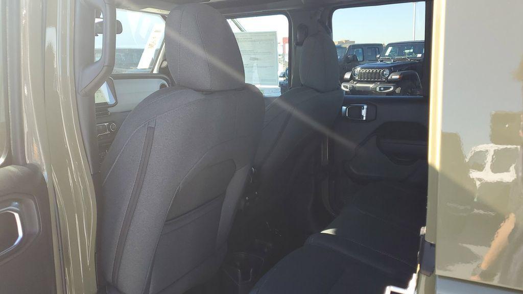 new 2025 Jeep Wrangler car, priced at $39,771