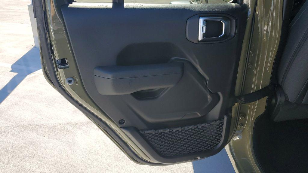 new 2025 Jeep Wrangler car, priced at $39,771