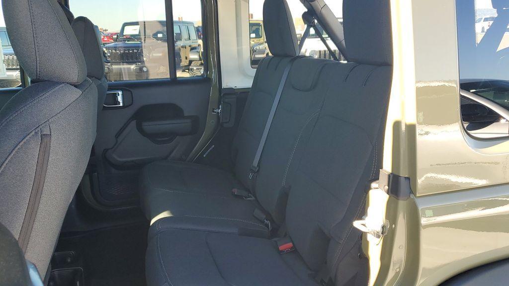 new 2025 Jeep Wrangler car, priced at $39,771