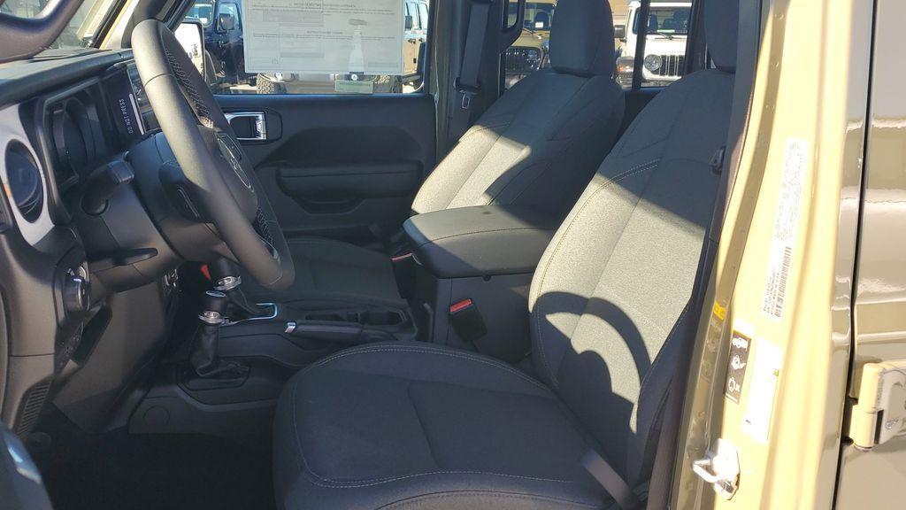 new 2025 Jeep Wrangler car, priced at $39,771