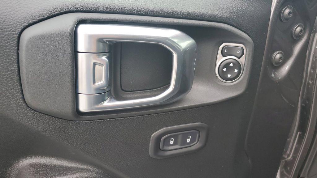 new 2026 Jeep Gladiator car, priced at $49,867