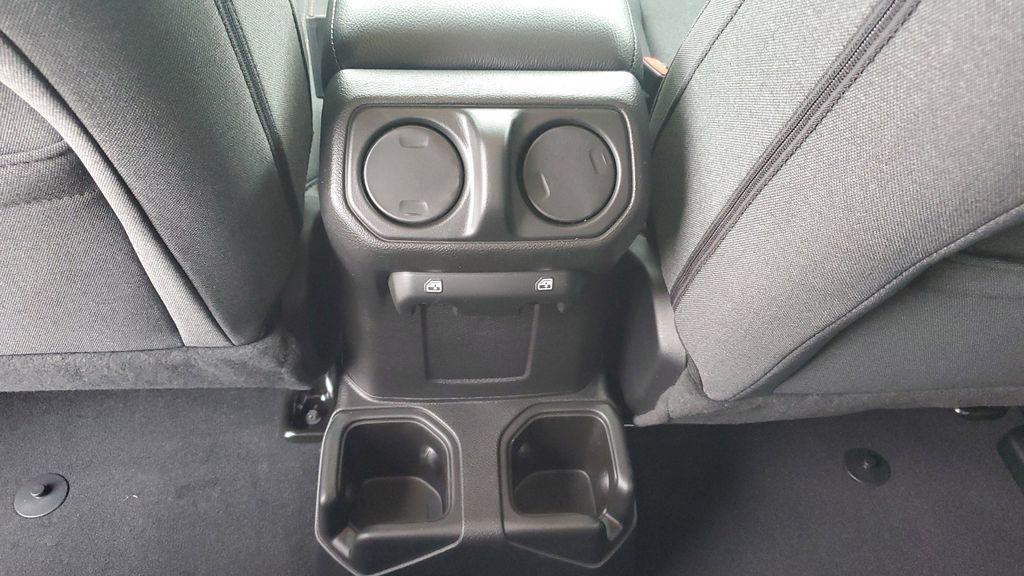 new 2026 Jeep Gladiator car, priced at $49,867