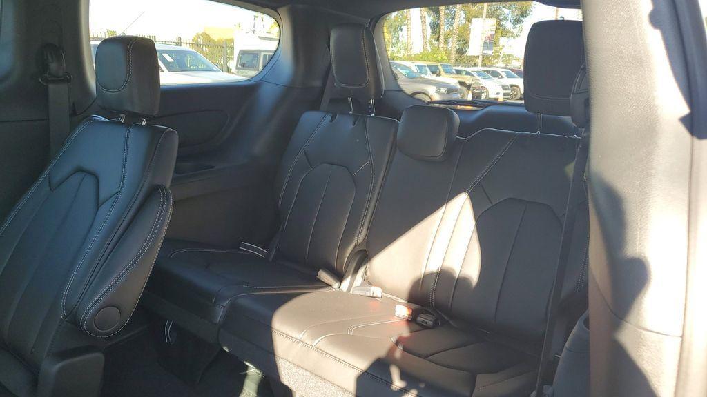 new 2026 Chrysler Pacifica car, priced at $43,671
